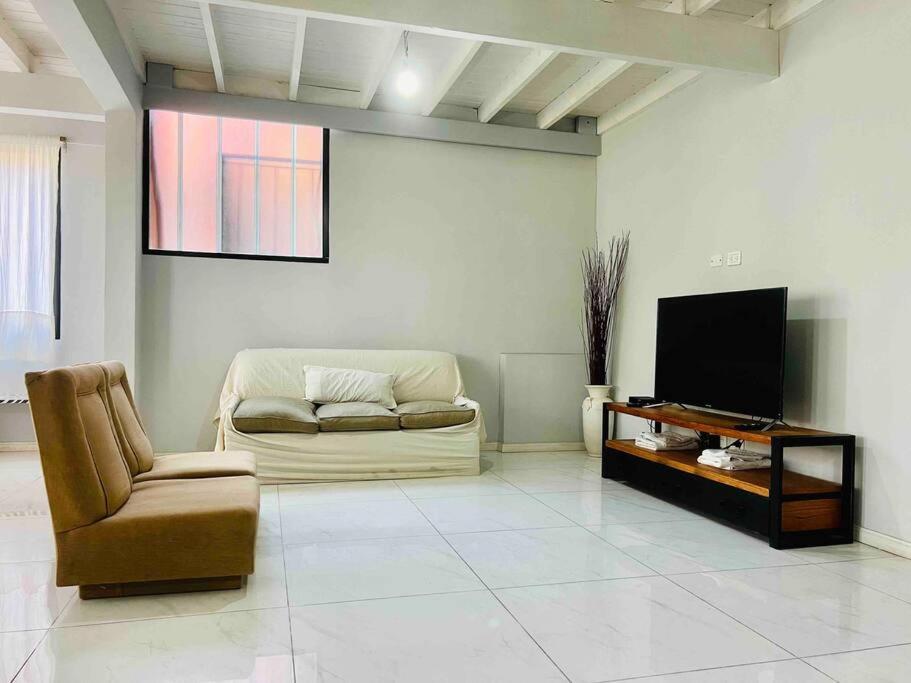 Monica'S Apartments 坎宁 外观 照片